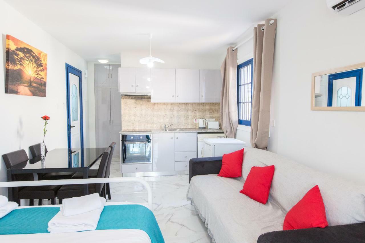לרנקה Must Stay - Evripidou Holiday Flats מראה חיצוני תמונה
