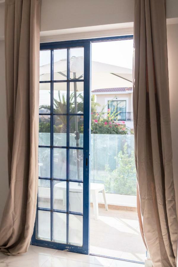 לרנקה Must Stay - Evripidou Holiday Flats מראה חיצוני תמונה