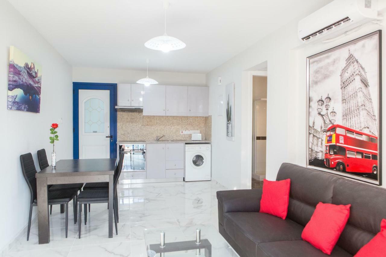 לרנקה Must Stay - Evripidou Holiday Flats מראה חיצוני תמונה