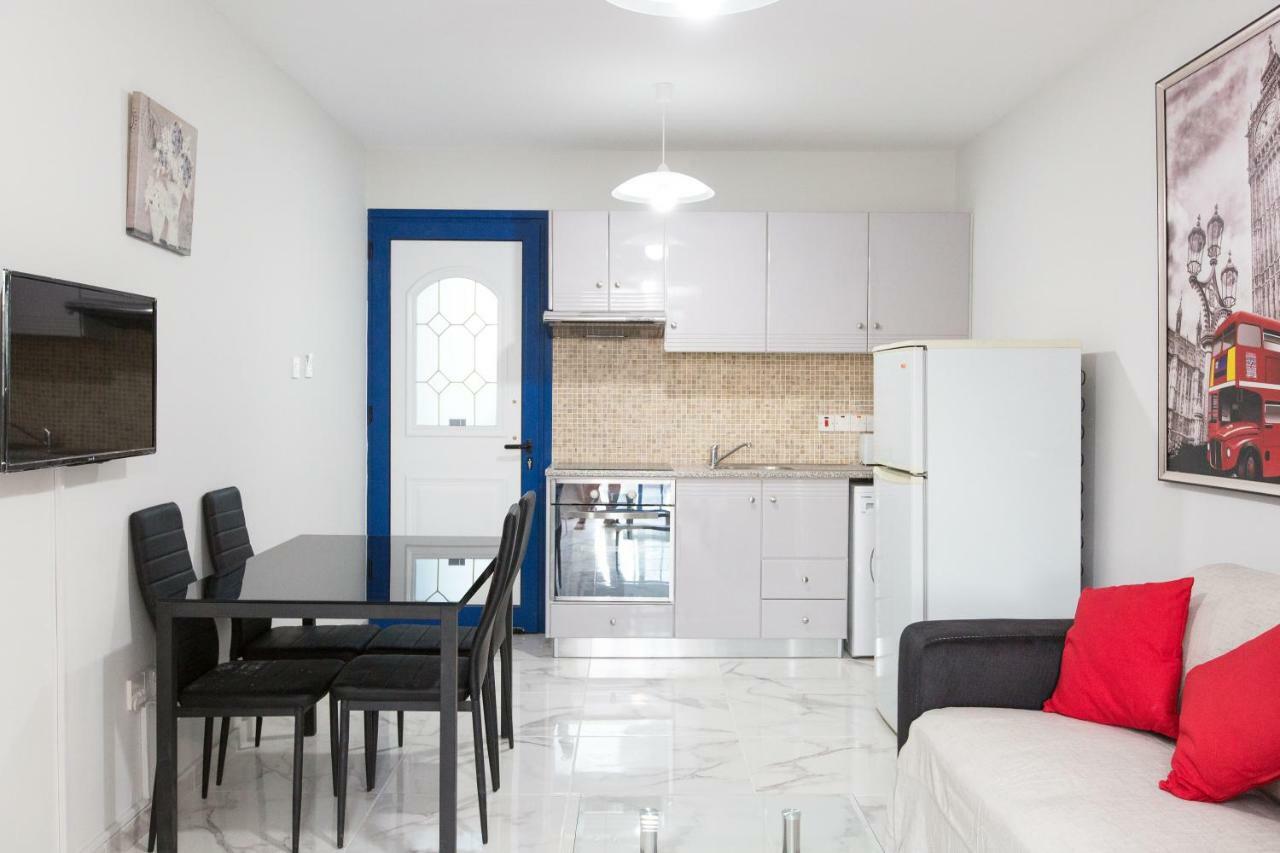 לרנקה Must Stay - Evripidou Holiday Flats מראה חיצוני תמונה